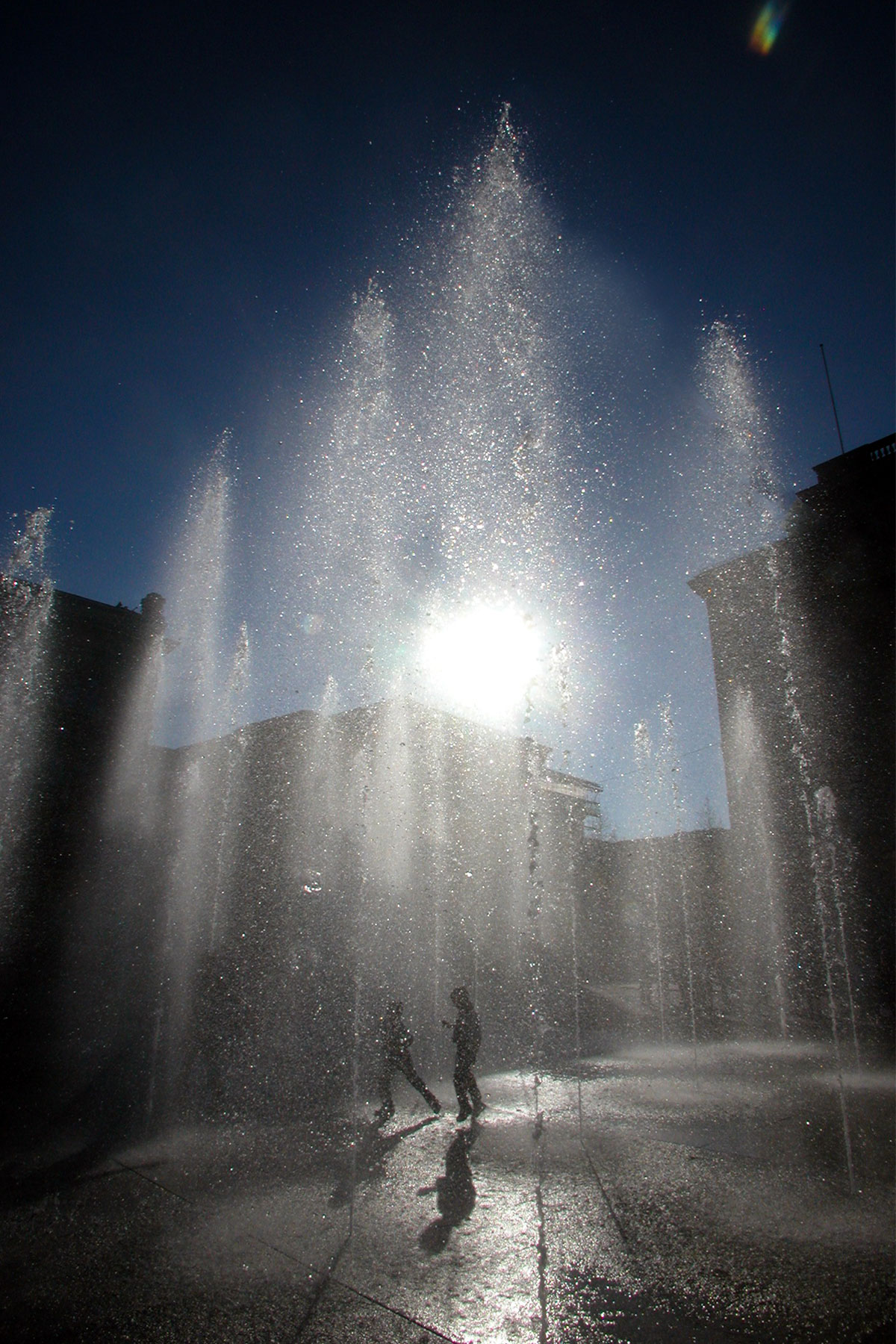 Rohrleitungsbau: Wasserspiel auf dem Bundesplatz in Bern